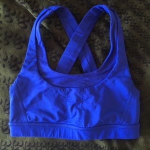 Lululemon sports bra